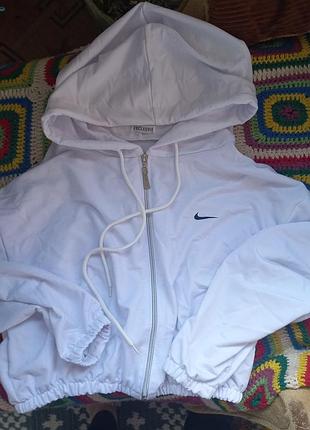 Світшот жіночий nike укорочений білий