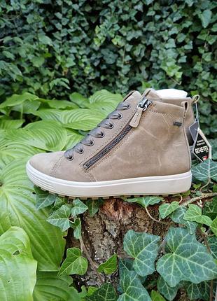 Зимние термо ботинки ecco soft 7 gore-tex (450163)
размер 36 оригинал