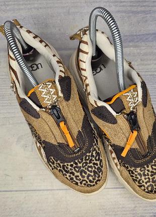 Кроссовки ugg 3