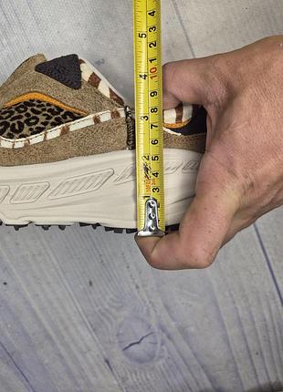 Кроссовки ugg 10