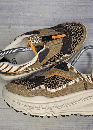 Кроссовки ugg