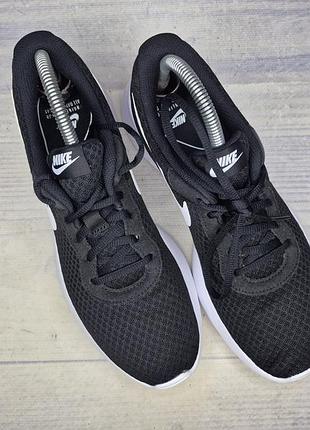 Кроссовки nike tanjun 3