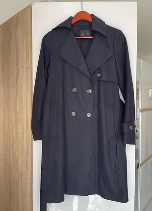 Пальто massimo dutti