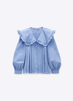 Обʼємна блуза з великим коміром zara