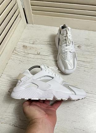 Кросівки nike huarache