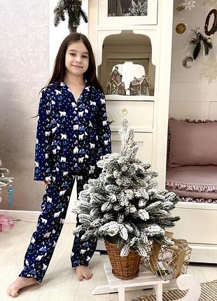 Теплая детская пижама для дома. детский домашний костюм с белыми медведями.