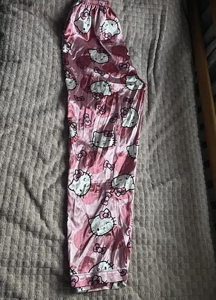 Піжама з hello kitty 2