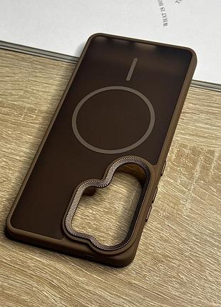 Чехол на samsung galaxy s26 ultra коричневый с магнитами магсейф антискользящие кнопки