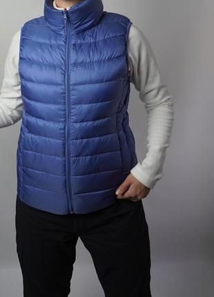 Жіноча пухова жилетка uniqlo синя m/s