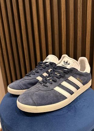 Кеди чоловічі adidas gazelle темно-сині, р. 42⅔, устілка 26,5 см