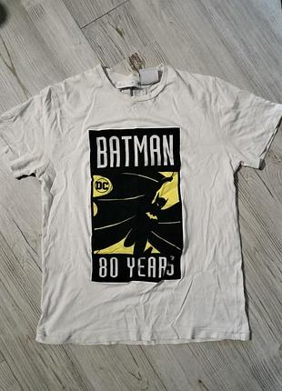 Футболка batman 80 years біла