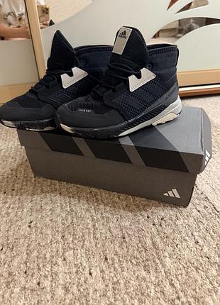 Демі ботинки adidas 34р 10