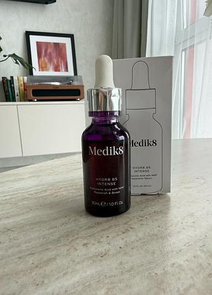 Medik8 hydr8 b5 intense — інтенсивна зволожувальна сироватка