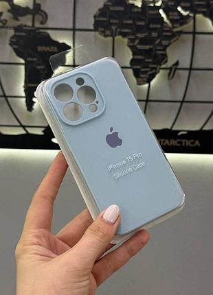 Чехол-накладка закрытая камера silicone case с микрофиброй для iphone 15 pro, качественный чехол для айфон 15 про (цвет: голубой)