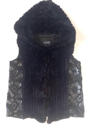 Как новый жилет с капюшоном guess