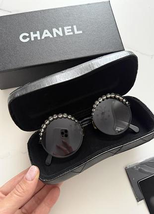 Сонцезахисні окуляри жіночі chanel чорні круглі