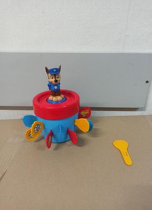 Дитяча настільна гра paw patrol pop up chase (у стилі класичної гри «пірат у бочці»)