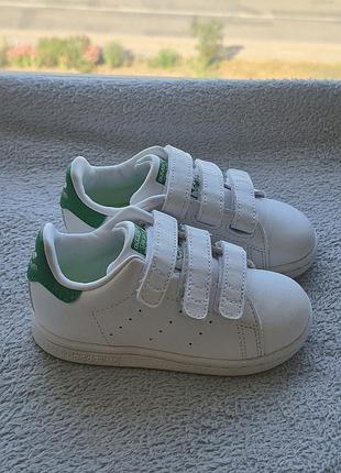 Кроссовки 24р. adidas