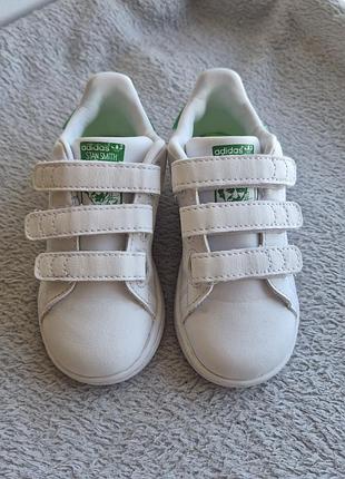 Кроссовки 24р. adidas 2