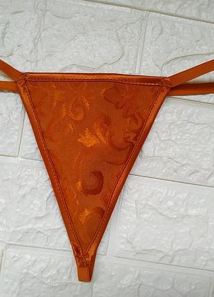 Трусики під корсет