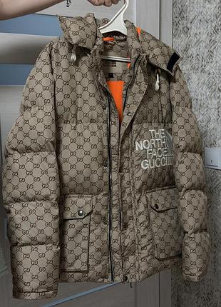 Куртка the north face x gucci (копія) пухова з капюшоном бежева