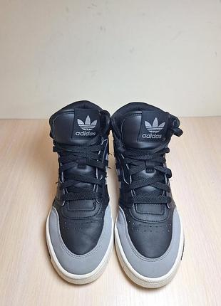 Кроссовки adidas 2