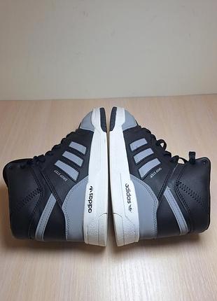 Кроссовки adidas 7