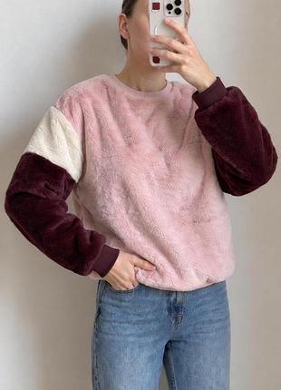 Плюшева толстовка bershka