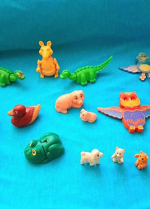 Іграшкові фігурки kinder з тваринами, різнокольорові