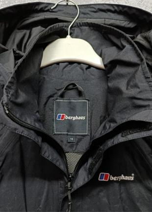 Курточка от бренда berghaus 3