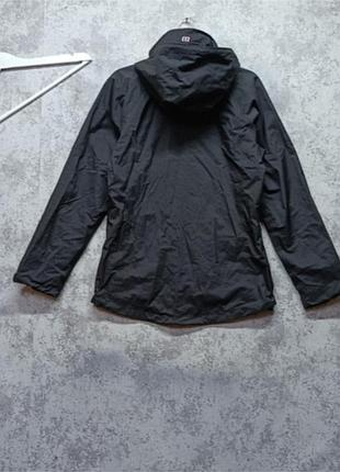 Курточка от бренда berghaus 6