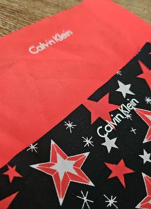 Пара бесшовных стрингов от calvin klein 2