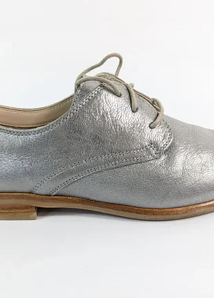 Туфлі жіночі clarks narrative сріблясті шкіряні