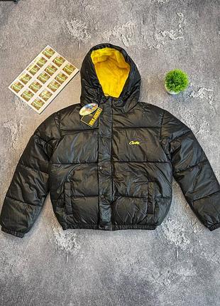 Пуховик corteiz bolo jacket black yellow / куртка кортез / зимний пуховик corteiz / мужская куртка corteiz bolo jacket / брендовый пуховик corteiz /