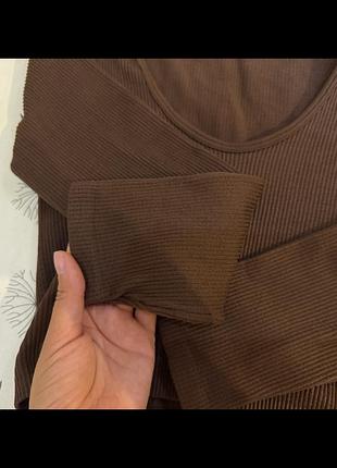 Коричневий вкорочений лонгслів zara 🤎 2