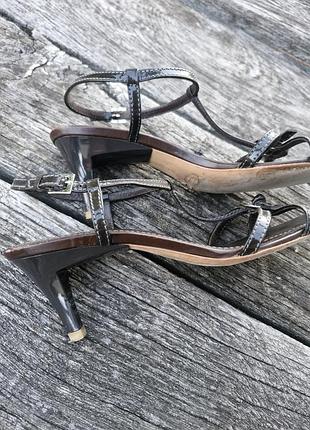 Шкіряні босоніжки tods 3