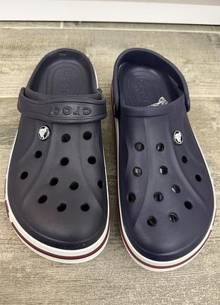 Шльопанці унісекс crocs classic clog темно-сині