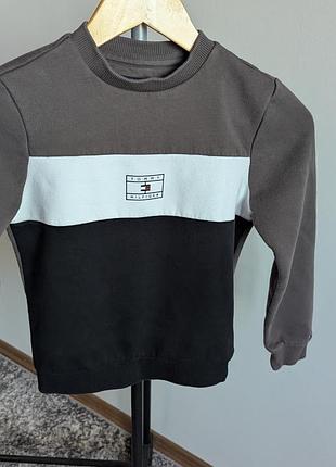 Світшот кофта тепла 128 в школу tommy hilfiger