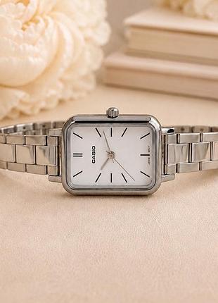 Жіночий годинник casio ltp-v009d-7e з мінеральним склом та сріблястим браслетом 8