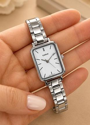 Жіночий годинник casio ltp-v009d-7e з мінеральним склом та сріблястим браслетом 9