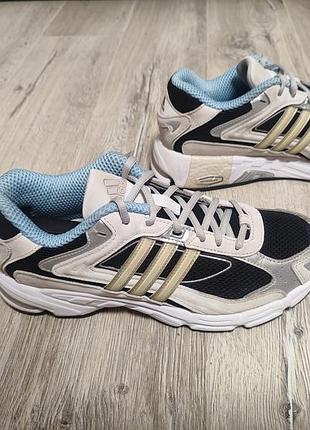 Кроссовки adidas response cl
