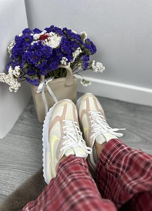 Жіночі оригінальні кросівки nike air max dawk 2
