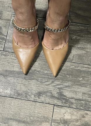 Туфлі жіночі zara бежеві
