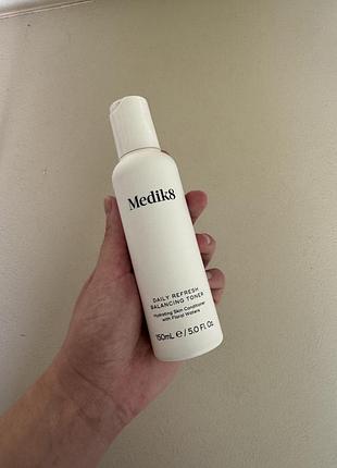 Тонік для обличчя medik8 daily refresh balancing toner 150 мл