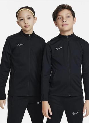 Класна спортивна кофта мастерка nike оригінал р.137-147