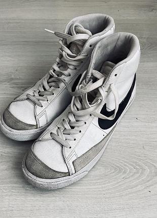 Кросівки nike blazer mid білі