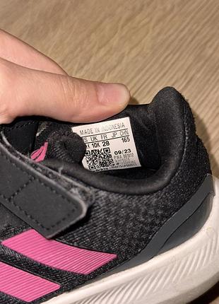Кросівки для дітей adidas чорні з рожевим, розмір 28, довжина устілки 16,5 см( по факту 17см)