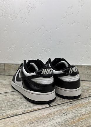 Nike dunk low panda 4
