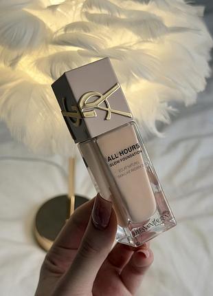 Тональний крем ysl