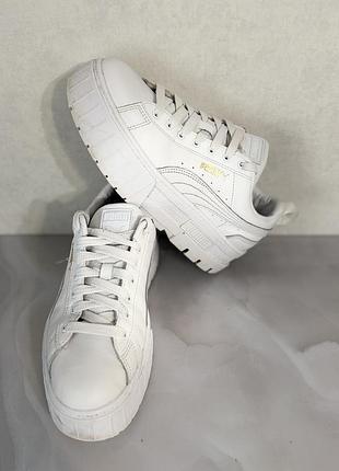 Кросівки жіночі puma білі шкіряні на платформі